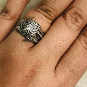 Wedding bands size 8